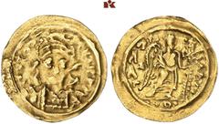 MIGRATION PERIOD ANONYM AV-Solidus, 6./8. Jahrhundert; 0.99 g. Gepanzerte Büste v. v. mit Helm, Speer und Schild//Victoria steht r. mit Langkreuz. Lin Ying, Solidi in China and Monetary Culture along 