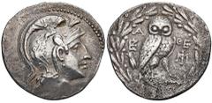 GREEK COINS ATTICA ATHEN. AR-Tetradrachme, 185/184 v. Chr.; 16,57 g. Athenakopf r. mit attischem Helm//In Kranz: Eule auf Amphore v. v., l. Zikade. Hoover 1602; Thompson 67 c. Feine Tönung, knapp sehr