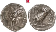 GRIECHISCHE MÜNZEN ATTICA ATHEN. AR-Tetradrachme, um 420/405 v. Chr.; 16,30 g Athenakopf r. mit attischem Helm//In Incusum: Eule r., dahinter Olivenzweig und Mondsichel. Flament Gruppe III; Hoover 159