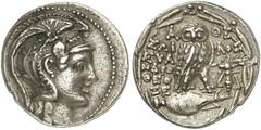 GRIECHISCHE MÜNZEN ATTICA ATHEN AR-Tetradrachme, 110/109 v. Chr.; 16,93 g. Athenakopf r. mit attischem Helm//In Kranz: Eule auf Amphore v. v., r. Biene. Thompson 718. Sehr schön Exemplar der Sammlung 