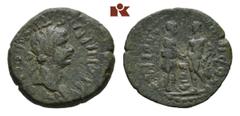 Traianus, 98-117. Æs, Ephesus (Ionia); 3,77 g. Kopf r. mit Lorbeerkranz//Koressos (l.) und Androklos (r.) stehen einander gegenüber und geben sich die Hand. Karwiese 146 (Rv. 4 - Vs. 33, dieses Exempl