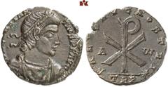 RÖMISCHE MÜNZEN MÜNZEN DER RÖMISCHEN KAISERZEIT, U. A. EINE SAMMLUNG KAISERZEITLICHER BRONZEMÜNZEN EINES HISTORIKERS UND PÄDAGOGEN Constantius II., 337-361 Æ-Maiorina, 353, Treveri; 5,45 g. Drapierte 