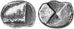 GRIECHISCHE MÜNZEN (GREEK COINS) PAPHLAGONIA PAPHLAGONIA SINOPE. Õ-Drachme, 490/425 v. Chr.; 6.07 g. Adlerkopf l., darunter Delphin l.//Viergeteiltes Incusum, davon zwei Felder erhaben, zwei vertieft 