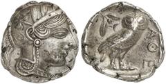 GRIECHISCHE MÜNZEN ATTICA ATHEN AR-Tetradrachme, um 440/420 v. Chr.; 17,14 g. Athenakopf r. mit attischem Helm//In Incusum: Eule r., dahinter Olivenzweig und Mondsichel. Flament Gruppe II. Gutes sehr 