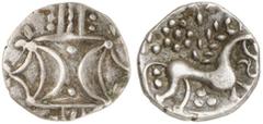 KELTISCHE MÜNZEN BRITANNIA ICENI Anted, 1-25 n. Chr. AR-"Unit"; 1,23 g. Halbmond-Muster//Pferd r., darunter Monogramm. Rudd, Ancient British Coins vergl. 1642 f.; van Arsdell vergl. 710 ff. Sehr schön