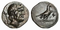 GRIECHISCHE MÜNZEN (GREEK COINS) LYCIA LYCIA OINOANDA. AR-Stater, 2. Jahrhundert v. Chr.; 8.38 g. Zeuskopf r. mit Lorbeerkranz, dahinter Zepter und B//Adler steht r. auf Blitz, r. Weintraube und G. BM