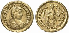 RÖMISCHE MÜNZEN (ROMAN COINS) MÜNZEN DER RÖMISCHEN KAISERZEIT Valentinianus III., 425-455. AV-Solidus, 426/430, Ravenna; 4.38 g. Drapierte Büste r. mit Rosettendiadem//Kaiser steht v. v. mit Langkreuz