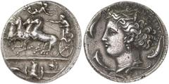 GRIECHISCHE MÜNZEN SICILIA. SYRAKUS. AR-Dekadrachme, 400/370 v. Chr., signiert von Euainetos; 42,66 g. Quadriga im Galopp l., der Lenker, von fliegender Nike bekränzt, streckt den Treibstab weit vor; 
