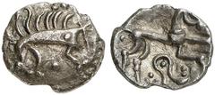 KELTISCHE MÜNZEN BRITANNIA. REGINI UND ATREBATES. ICENI. AR-Unit, Typ „Norfolk Boar Phallic", 35/25 v. Chr.; 0,90 g. Stilisierter Eber n. r., das Punktauge auf der Schulter, einzelne vordere Extremitä