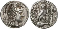 GRIECHISCHE MÜNZEN ATTICA. ATHEN. AR-Tetradrachme, Elaphebolion (= März/April) 111 v. Chr.; 16,77 g. Athenakopf r. mit attischem Helm//In Kranz: Eule auf Amphore mit I v. v., r. Demeter mit zwei Facke