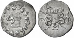 GRIECHISCHE MÜNZEN (GREEK COINS) LYDIA LYDIA TRALLES. AR-Cistophor, nach 133 v. Chr.; 12.33 g. Cista mystica in Efeukranz//Zwei Schlangen um Köcher, l. , oben , r. Kultstatue der Artemis Anaitis. BMC 