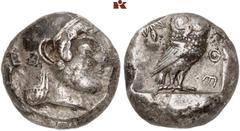 MÜNZEN DER ANTIKEN WELT AUS VERSCHIEDENEM BESITZ GRIECHISCHE MÜNZEN. ATTICA. ATHEN AR-Tetradrachme, vor 500 v. Chr.; 17,32 g. Athenakopf r. mit attischem Helm//In Incusum: Eule r., dahinter Olivenzwei
