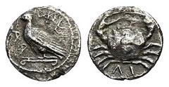 GREEK COINS SICILIA AKRAGAS. AR-Litra, 450/440 v. Chr.; 0,55 g. Adler steht l. auf ionischem Kapitell//Krebs. Westermark, Akragas 457. Feine Tönung, min. korrodiert, fast vorzüglich
