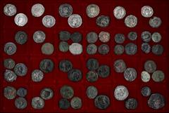 ROMAN COINS LOTS RÖMISCHER MÜNZEN Antoniniane des 3. Jahrhunderts: Enthalten sind Exemplare des Gordianus III., Philippus I., der Otacilia Severa, des Philippus II., Trebonianus Gallus, Volusianus, Va