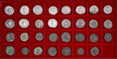 ROMAN COINS LOTS RÖMISCHER MÜNZEN Antoniniane des 3. und 4. Jahrhunderts: Enthalten sind Exemplare aus Silber, Billon und Bronze, darunter des Gordianus III., Philippus I. Arabs, der Otacilia Severa, 