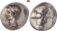 ANTIKE MÜNZEN EIN RÖMISCHER DENAR VON AUGUSTUS. Octavianus. Octavianus. AR-Denar, 31/30 v. Chr., italische Münzstätte; 3,60 g. Kopf l.//Victoria steht l. auf Globus mit Kranz und Palmzweig. BMC 603; C