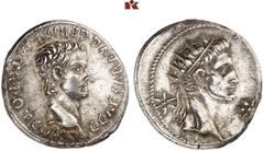 ANTIKE MÜNZEN AUS DER SAMMLUNG ANNEMARIE UND GERD KÖHLMOOS RÖMISCHE MÜNZEN. MÜNZEN DER RÖMISCHEN KAISERZEIT. Gaius Caligula, 37-41 - und Divus Augustus. AR-Denar, 37, Lugdunum; 3,80 g. Kopf des Caligu