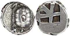 GREEK COINS AEGINA AEGINA. AR-Stater, 445/430 v. Chr.; 12,49 g. Landschildkröte, darauf Gegenstempel: Hase r.//Fünffach geteiltes Incusum. Hoover 437; SNG Delepierre 1539 (Revers stempelgleich). R Fei