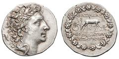 Pontic Kingdom. Mithradates VI. 120-63 BC. Tetradrachm, 16.72g. (h). Pergamum, 85/4 BC. Obv: Head of Mithradates with flowing hair right. Rx: Stag grazing left with star and crescent in front and two 