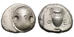 Boeotia. Thebes. c. 425-400 BC. Stater, 12.16g. Obv: Boeotian shield. Rx: Θ-Ε Amphora. All within Quadratum incusum. cf. BCD Boeotia 388. Head, "History of the Coinage of Boeotia" (1881) p. 36. BM p. 