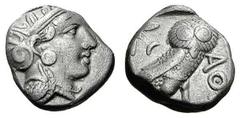 ATHEN. Tetradrachme. 393-3. Jh. v. Chr. Behelmter Athenakopf r. Rs: Eule r., dahinter Olivenzweig und Mondsichel. SNG COP. 63 ff. Svoronos Pl. 19-32. 16,86g. Ovaler Schrötling. Min. korrodiert. Vs. fe
