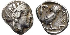 GRIECHISCHE MÜNZEN, GRIECHISCHES MUTTERLAND, ATTIKA, ATHEN. Tetradrachme. 479-404. Behelmter Athenakopf r. Rs: Eule r., dahinter Olivenzweig und Mondsichel. SNG COP. 32 ff. Svoronos Taf. 12-16. 17.05g