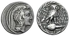 ATHEN. Tetradrachme. 158/157. Behelmter Athenakopf r. Rs: Eule sitzt r. auf Amphora. Beizeichen Adler auf Blitz. Alles in Kranz. Thompson vgl. 454b. 16,22g. Vs. min. dezentriert. ss