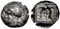 GRIECHISCHE MÜNZEN GRIECHISCHES MUTTERLAND LESBOS METHYMNA. Hemiobol. 5. Jh. v. Chr. Behelmter Athenakopf l. Rs: Schildkröte in Linienquadrat und Quadratum incusum. SNG COP. -. SNG Kayhan -. SNG v. Au
