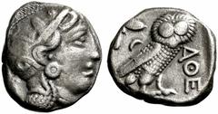 GRIECHISCHE MÜNZEN ATTIKA ATHEN. Tetradrachme. 393-295. Behelmter Athenakopf r. Rs: Eule r., dahinter Olivenzweig und Mondsichel. SNG COP. 63 ff. Svoronos Taf. 19-32. 16.57g. Hohes Relief. ss/gutes ss