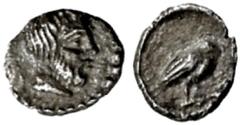 GRIECHISCHE MÜNZEN ASIEN UNBESTIMMTE MÜNZSTÄTTE Tetartemorion. 5./4. Jh. Bärtiger Kopf r. Rs: Vogel steht r. in Incusum. 0.15g. Hohes Relief. Schöne Tönung. Wohl unediert vz Der Kopf der Vs. erinnert 