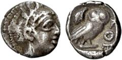 GRIECHISCHE MÜNZEN, GRIECHISCHES MUTTERLAND, ATTIKA, ATHEN. Hemiobol. 479-404. Behelmter Athenakopf r. Rs: Eule r., dahinter Oliventrieb mit Blatt und Frucht. SNG COP. 59 ff. SNG München 83 ff. 0.35g,
