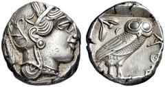 GRIECHISCHE MÜNZEN, GRIECHISCHES MUTTERLAND, ATTIKA, ATHEN. Tetradrachme. 479-404. Behelmter Athenakopf r. Rs: Eule r., dahinter Olivenzweig und Mondsichel. SNG COP. 32 ff. Svoronos Taf. 12-16. 17.16g