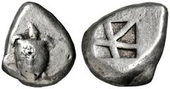 GRIECHISCHE MÜNZNE GRIECHISCHES MUTTERLAND AIGINA ATHEN. Stater. 500-480. Seeschildkröte. Gegenstempel mit unsicherer Darstellung. Rs: Unregelmäßig geteiltes Quadratum incusum. SNG COP. -. SNG Delepie