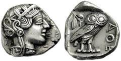 GRIECHISCHES MUTTERLAND ATTIKA ATHEN. Tetradrachme. 479-404. Behelmter Athenakopf r. Rs: Eule r., dahinter Olivenzweig und Mondsichel. SNG COP. 32 ff. Svoronos Taf. 12-16. 17.05g. Hohes Relief. Schöne