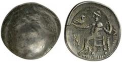 KELTEN, DONAUKELTEN, IMIT. D. TETRADR. PHILIPPOS III. Tetradrachme. Buckel mit Nasenansatz. Rs: Stilisierter Zeus thront l. mit Adler und Langzepter. Monogramm. OTA 579, 11. Kostial 921 ff. 15.17g, Rs