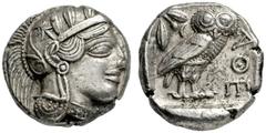 GRIECHISCHE MÜNZEN, GRIECHISCHES MUTTERLAND, ATTIKA, ATHEN. Tetradrachme. 479-404. Behelmter Athenakopf r. Rs: Eule r., dahinter Olivenzweig und Mondsichel. SNG COP. 32 ff. Svoronos Taf. 12-16. 17.20g