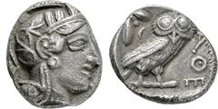 GRIECHISCHE MÜNZEN, GRIECHISCHES MUTTERLAND, ATTIKA, ATHEN. Tetradrachme. 479-404. Behelmter Athenakopf r. Rs: Eule r., dahinter Olivenzweig und Mondsichel. SNG COP. 32 ff. Svoronos Taf. 12-16. 16.89g