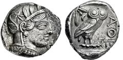 GRIECHISCHE MÜNZEN, GRIECHISCHES MUTTERLAND, ATTIKA, ATHEN. Tetradrachme. 479-404. Behelmter Athenakopf r. Rs: Eule r., dahinter Olivenzweig und Mondsichel. SNG COP. 32 ff. Svoronos Taf. 12-16. 17.08g