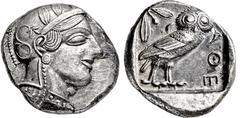 GRIECHISCHE MÜNZEN, GRIECHISCHES MUTTERLAND, ATTIKA, ATHEN. Tetradrachme. 479-404. Behelmter Athenakopf r. Rs: Eule r., dahinter Olivenzweig und Mondsichel. SNG COP. 32 ff. Svoronos Taf. 12-16. 17.19g