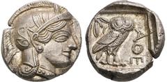 GRIECHISCHE MÜNZEN, GRIECHISCHES MUTTERLAND, ATTIKA, ATHEN. Tetradrachme. 479-404. Behelmter Athenakopf r. Rs: Eule r., dahinter Olivenzweig und Mondsichel. SNG COP. 32 ff. Svoronos Taf. 12-16. 17.20g