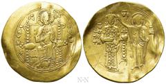 Byzantine Coins JOHN II COMNENUS (1118-1143). GOLD Hyperpyron. Constantinople. Obv: + KЄ ROHΘЄI / IC - XC. Christ Pantokrator seated facing on throne. Rev: Iω ΔЄCΠOTH. John standing facing, holding gl