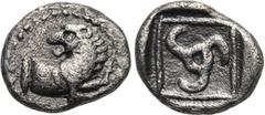 LYCIA. Uncertain. 1/12 Stater (470-440 BC). Obv: Forepart of lion right, head reverted. Rev: Triskeles within linear incuse square. Vismara, Lycia (vgl. I 7, Wekhserre); SNG Aul. (vgl. 8479, Kuprilli)