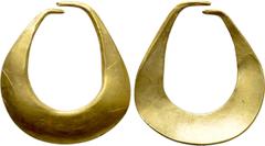 Celtic Coins CELTIC. GOLD "Rouelles". Obv: . Rev: . . Condition: Very fine. Weight: 2.85 g. Diameter: 24 mm.