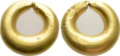 Celtic Coins BRITAIN. GOLD Celtic Ring Money (Circa 1150-750 BC). Obv: . Rev: . Van Arsdell 1-3. Condition: See picture. Weight: 7.74 g. Diameter: 15 mm.