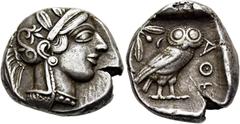 GRIECHEN ATTIKA. ATHEN. Tetradrachme ø 25mm (16,97g). 454 - 405 v. Chr. Vs.: Kopf der Athena mit verziertem u. bekränztem attischen Helm n. r. Rs.: ΑΘΕ, Eule n. r. stehend, Kopf in Vorderansicht, im F