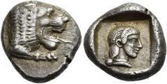 GRIECHEN KARIEN. KNIDOS. Drachme ø 17mm (6,10g). ca. 449 - 411 v. Chr. Vs.: Löwenprotome mit geöffnetem Rachen n. r. Rs.: Kopf der Aphrodite mit langem Zopf im Quadratum incusum n. r. Cahn, Knidos 88 