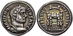 RÖMER RÖMISCHE KAISERZEIT. Maximianus Herculius, 285 - 310 n. Chr. Argenteus ø 19mm (3,68g). 294 n. Chr. Mzst. Rom. Vs.: MAXIMIA-NVS AVG, Kopf mit Lorbeerkranz n.r. Rs.: VIRTVS MILITVM, Tetrarchen opf