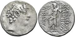 GRIECHEN NÖRDLICHE LEVANTE. SELEUKIDEN Philippos I. Epiphanes Philadelphos, 93 - 83 v. Chr. Tetradrachme ø 27mm (15,77g). Ab 88/7 v. Chr. Mzst. Antiochia am Orontes. Vs.: Kopf mit Diadem n. r. Rs.: ΒΑ
