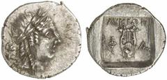 LYKIEN LYKISCHER BUND Phaselis Drachme 2. Jh. v. Chr. 2.58 g. Vs.: Apollonkopf mit archaistischen Korkenzieherlocken und Lorbeerkranz r. Rs.: LUKIWN, Kithara zwischen F - A. Troxell - (vgl. 46). R! Tö