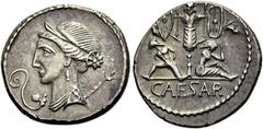 RÖMER RÖMISCHE REPUBLIK C. Iulius Caesar, 46 - 45 v. Chr. Denar. ø 18mm (3,75g). Mzst. in Spanien. Vs.: Drapierte Büste der Venus mit Diadem u. Stern im Haar, vor der Büste miniaturhafter Cupido, dahi